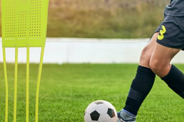 dummy-dalam-sepak-bola-teknik-menipu-yang-sangat-mematikan