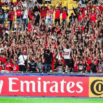 tribun-penonton-dalam-sepak-bola