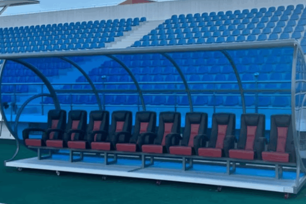 team-folding-chairs-dalam-sepak-bola