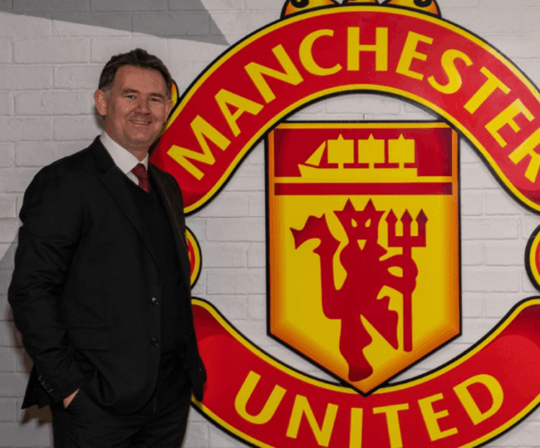 Technical Director dalam Sepak Bola