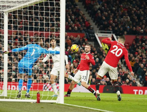 rivalitas-antara-mu-dengan-leeds