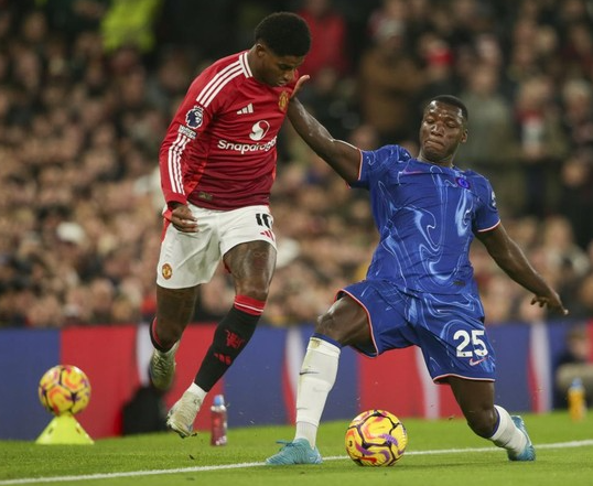 moises-caicedo-pahlawan-chelsea-sesungguhnya