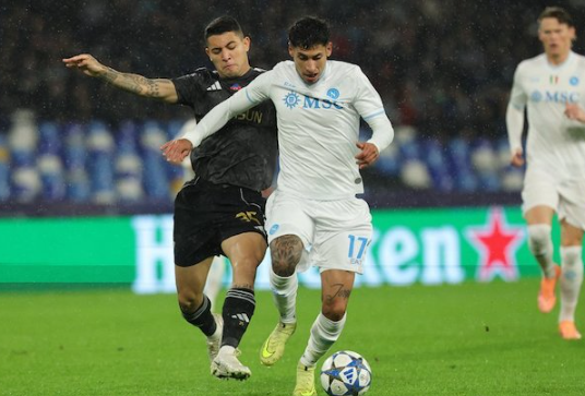 napoli-menang-2-0-atas-qarabag