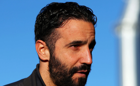 Kabar Terbaru Siapa Yang Menjadi Pelatih MU di 2026