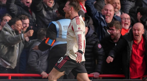 Drama 90 Menit dalam Pertandingan Sepak Bola Terpanas